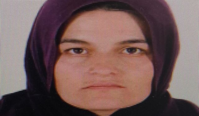 Eşini tabancayla öldürüp, intihar etti