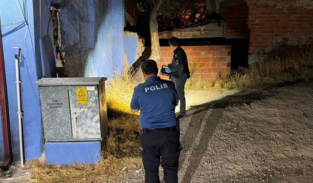 Eskişehir'de Müstakil Eve Kundaklama Girişimi! Şüpheli Kameralarda