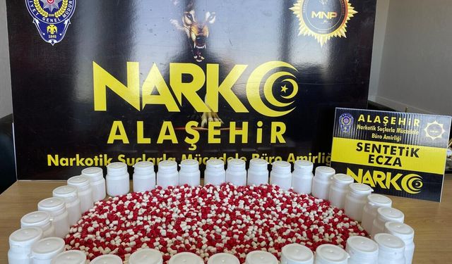 Manisa'da motosiklette 1803 sentetik hap ele geçirildi: 1 tutuklama