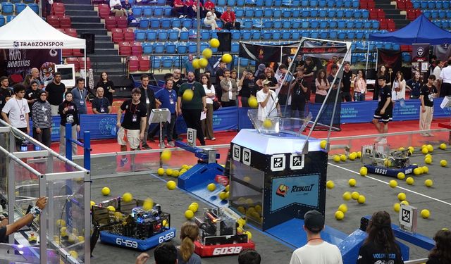 Trabzon'da Lise öğrencilerinin 'uluslararası robotik yarışma' heyecanı