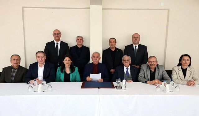 DEM Parti İmralı Heyeti, Abdullah Öcalan ile görüşmek üzere adaya hareket etti!