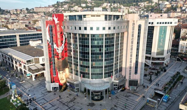 İzmit Belediyesi'ne Operasyon!