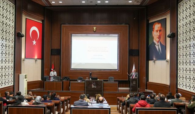 Keçiören Belediyesi Personeline Kamu Mali Yönetimi Eğitimi Verildi