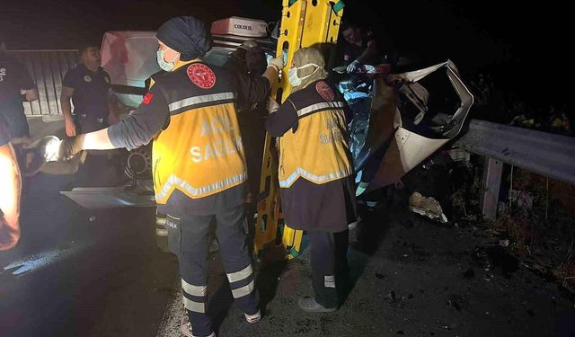 Tekirdağ'da zincirleme kaza: Baba, kızı ve yeğeni hayatını kaybetti