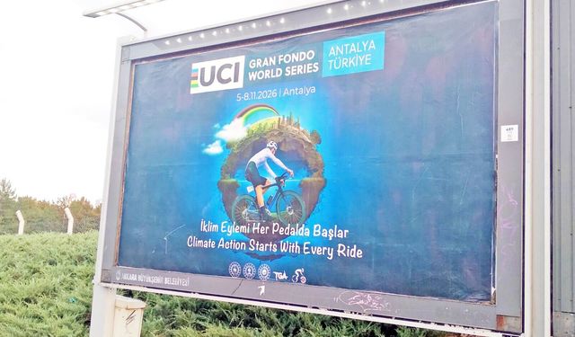 NATO Zirvesi esnasında Ankara billboardlarındaki ilginç reklamlar