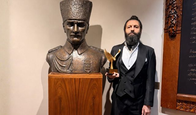 Akif Manaf Sağlık ve Barış Ödülü, Atatürk'ün Aziz Hatırasına İthaf Edildi!