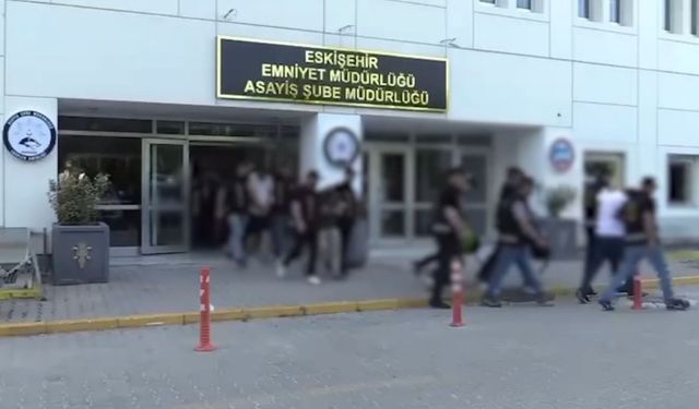22 ilde 'Nitelikli dolandırıcılık' operasyonu