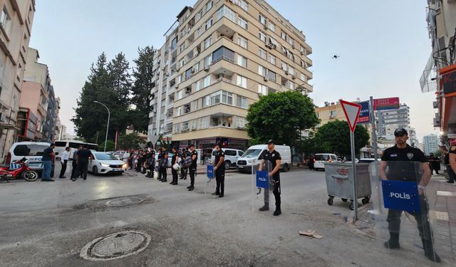 Adana’da Alparslan Kuytul’un evinde polis araması