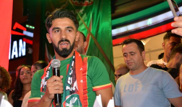 Amedspor'dan Taraftarı Önünde 5 İmzalı Şov: "Süper Lig'de Kalıcı Olacağız!"