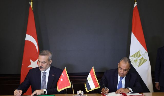 Hakan Fidan Mısır'dan Rest Çekti: İsrail Adım Atmazsa Radikal Adım Geliyor!