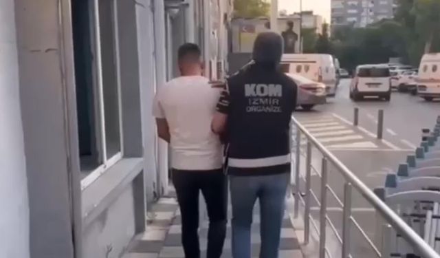 İzmir'de suç örgütü propagandası operasyonu