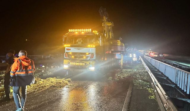 Kula’da zincirleme kaza: 7 yaralı, yol 3,5 saat kapalı kaldı