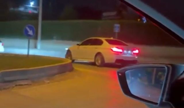 Sosyal Medya Sevdası Pahalıya Patladı: 140 Bin TL Ceza Yedi, Ehliyetinden Oldu!
