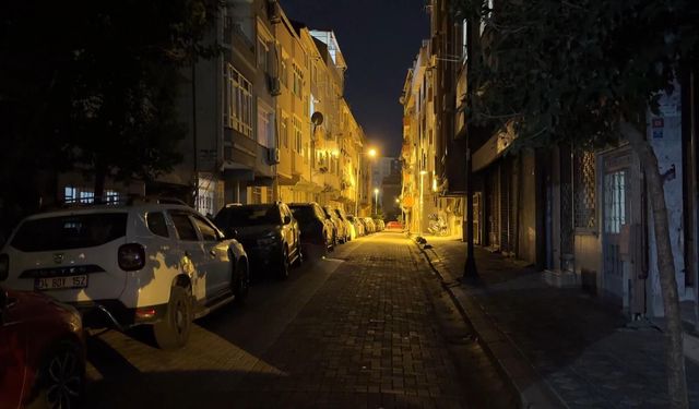 Zeytinburnu'nda bıçaklı saldırı