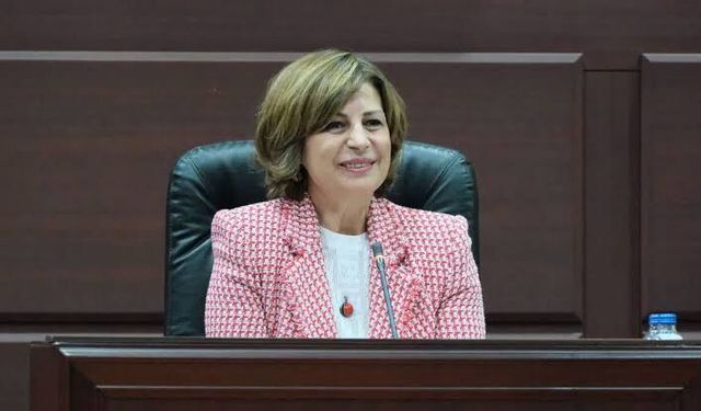 CHP’de Şok İstifa! Ayşe Ünlüce YENİ Parti’ye Katıldı