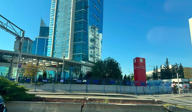 Gazilerin Önüne Bu Kez Barikat Çekildi!