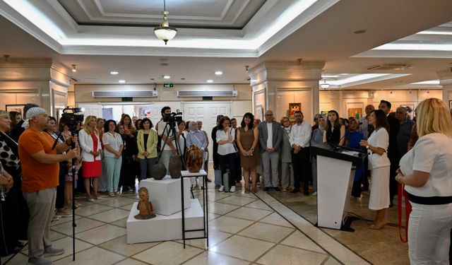 BELMEK kursiyerlerinin el emeği eserleri sanatseverlerle buluşuyor