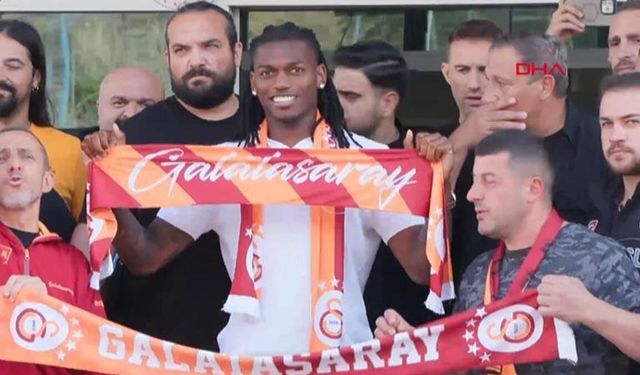 Galatasaray’ın yeni yıldızı Rafael Leao İstanbul’a geldi