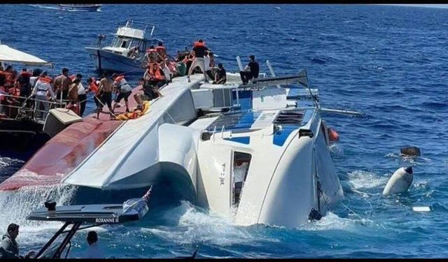 Girne açıklarında batan gemi için alarm: 20 kişi aranıyor