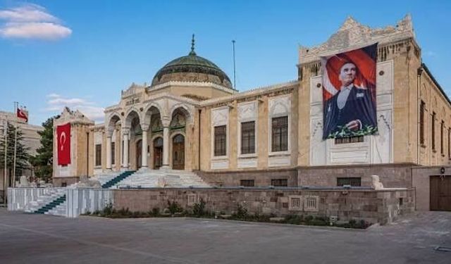 Bakan Ersoy: İnsanlığın 12 bin yıllık takı serüvenini Ankara Etnografya Müzemizde sergiliyoruz