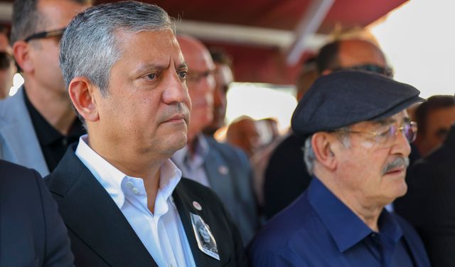 Özgür Özel, Güzin Büyükerşen'in Cenaze Törenine Katıldı