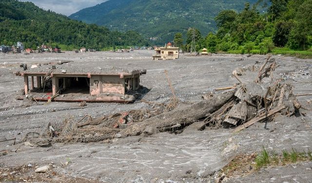 Nepal'de sel felaketinin ardından yeniden inşa için 4,78 milyar dolar gerekiyor