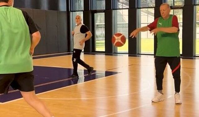Cumhurbaşkanı Erdoğan Parkeye Çıktı: “Yine Kazandı!