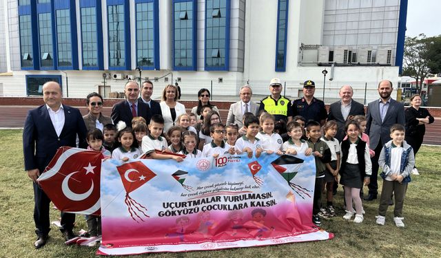 Edirne'de çocuklar, Gazze'de barış için uçurtma uçurdu