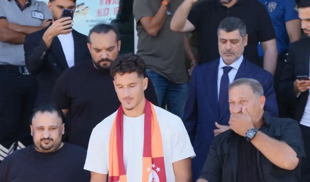 Galatasaray'ın yeni transferi Deniz Gül İstanbul'da