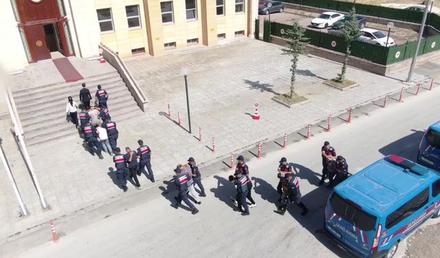 Sivas Merkezli 7 İlde Siber Dolandırıcılık Operasyonu