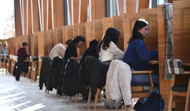 Ankara’da üniversite okumak için 4 neden! ABB tek tek duyurdu