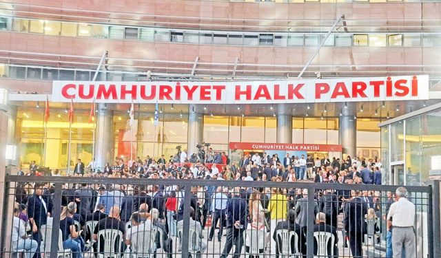 CHP’nin 103. yılında “Cumhuriyet ve Demokrasi” vurgusu