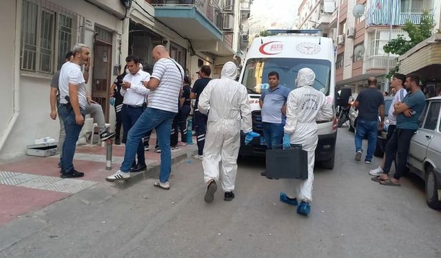Kötü koku ihbarı acı gerçeği ortaya çıkardı! 65 yaşındaki kadın evinde ölü bulundu