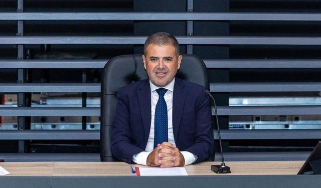Mezitli Belediye Başkanı Tuncer, CHP'den ihraç edildi!