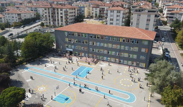 Pursaklar’da Okulların Çehresi Değişti: Eğitim Yuvalarına Modern Dokunuş