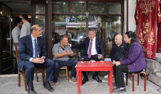 Fuat Oktay, Ulus’ta vatandaş ve esnafla buluştu