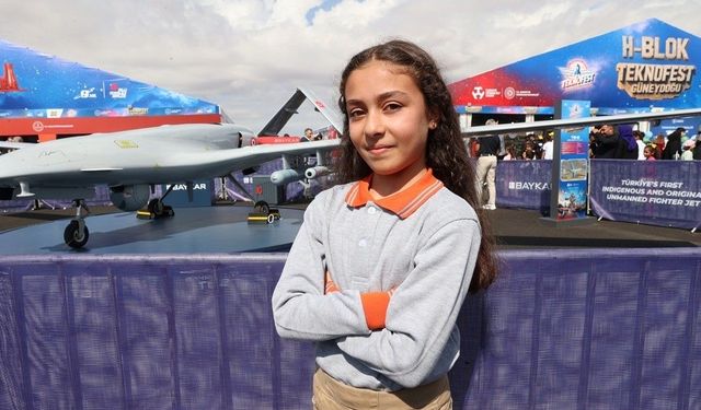 Bayraktar TB2’ye Dokundu, Hayali Değişti! 11 Yaşındaki Nehir’in TEKNOFEST Heyecanı