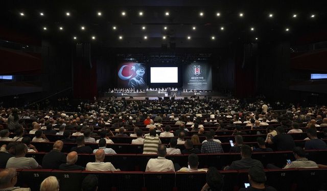 Beşiktaş'ta hafta sonu genel kurul mesaisi: Seçim 4 Ekim'de
