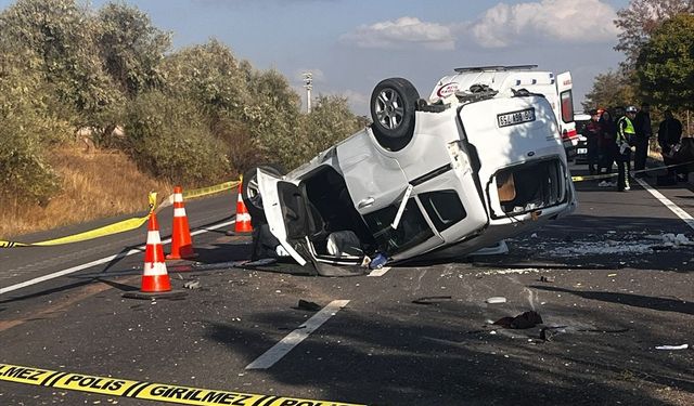 Nevşehir'in Hacıbektaş İlçesinde Hafif Ticari Araç Devrildi