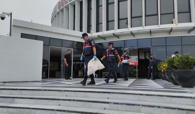Bolu Belediyesi'ne operasyon!