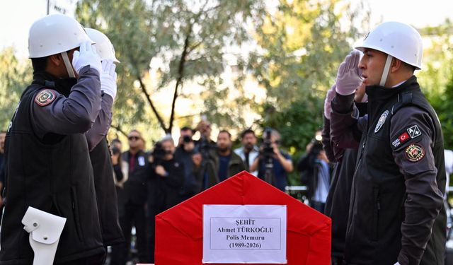 Şehit Polis Memuru Ahmet Türkoğlu son yolculuğuna uğurlandı!