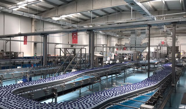 Seğmen Su Ürün Gamını Genişletti: Yeni Cam Şişeler Raflarda