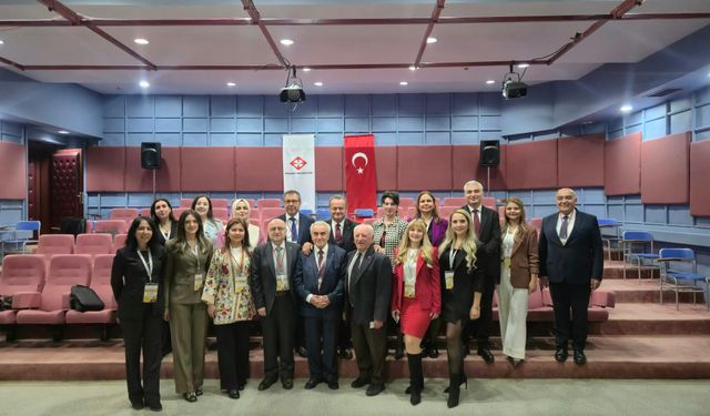 Ali Şîr Nevâyî Sempozyumu 10 Ülkeden 49 Araştırmacıyı Bir Araya Getirdi!