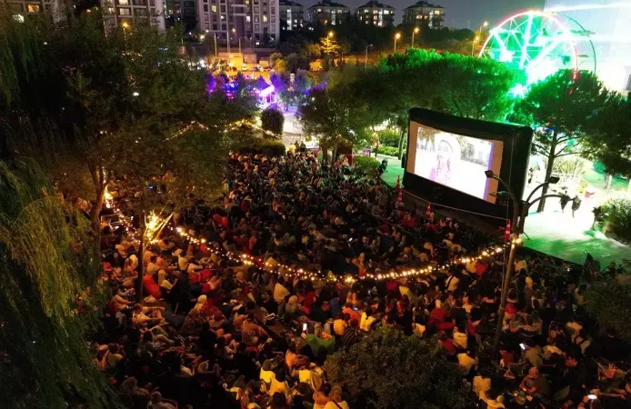 Çankaya'da Ücretsiz Açık Hava Sinema Günleri Nerde ve Ne Zaman?