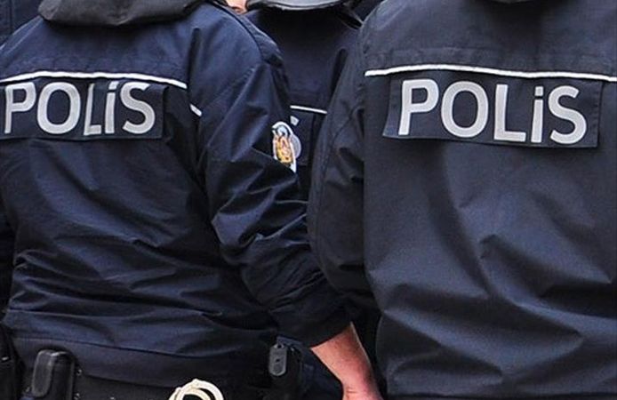 Tandoğan Mitinginde Valiz Gerginliği!
