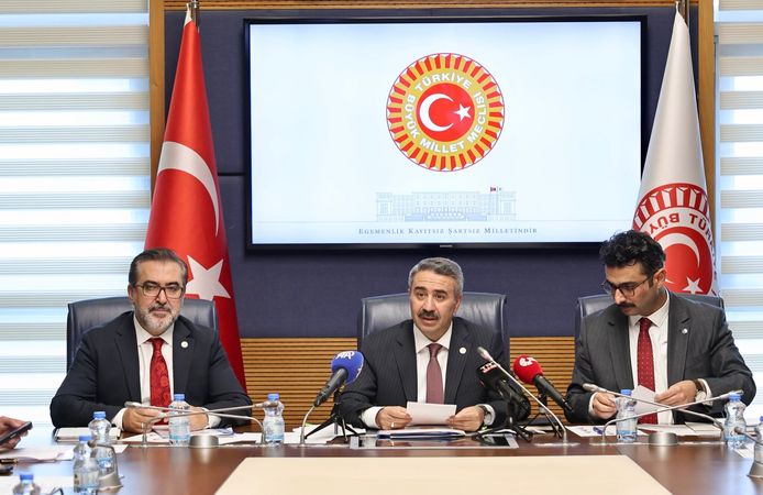Cezaevleri Mercek Altında: TBMM İnsan Hakları Komisyonu Raporunu Açıkladı