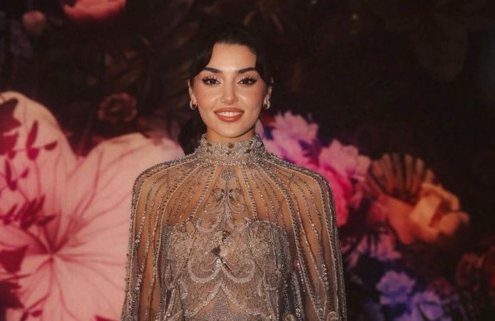 Hande Erçel Kafaları Karıştırdı!