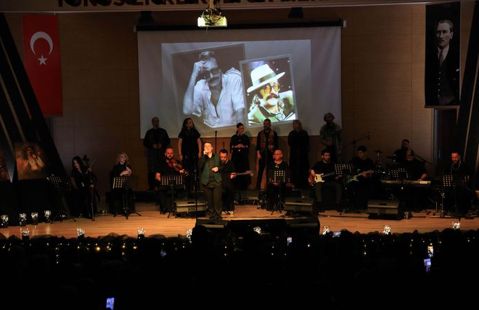 Keçiören’de Barış Manço ve Cem Karaca Şarkıları Yankılandı