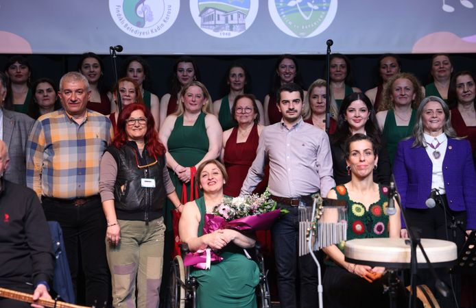 Hüseyin Can Güner’den 8 Mart Mesajı: “Kadınların Emeği Cumhuriyetin Yolunu Aydınlatıyor”