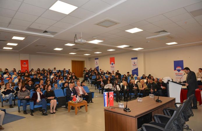 GAYRİMENKULÜN YENİ NESLİ KAMPÜSTE YETİŞİYOR